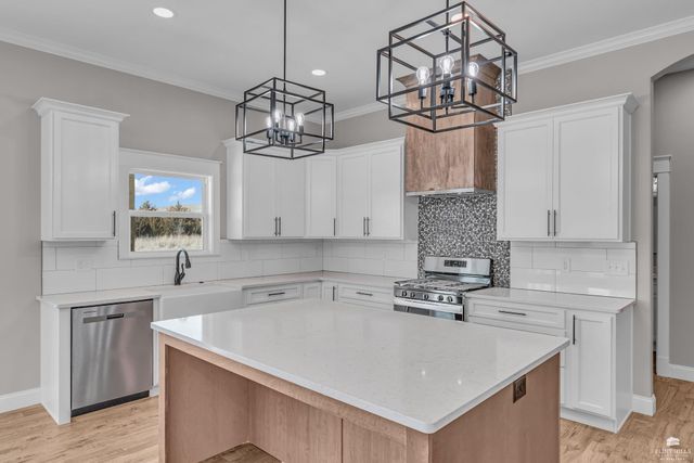 4856 High Prairie Drive, Manhattan, KS 66502