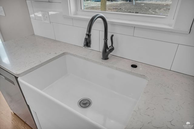 4856 High Prairie Drive, Manhattan, KS 66502