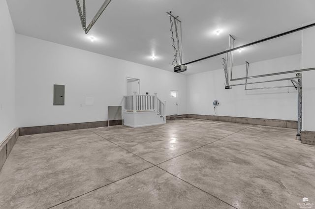 4856 High Prairie Drive, Manhattan, KS 66502