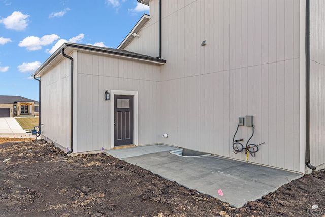 4856 High Prairie Drive, Manhattan, KS 66502