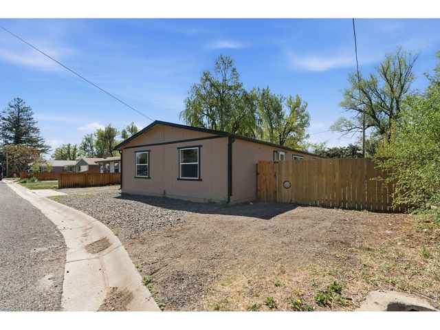 3421 Vernon Dr, Laporte, CO 80535