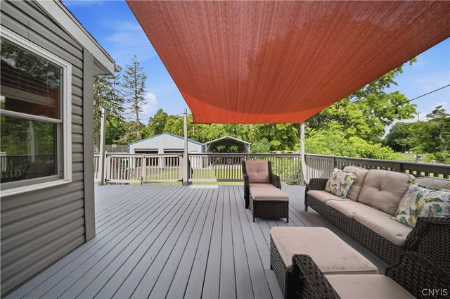 107 Edden Lane, Clay, NY 13212