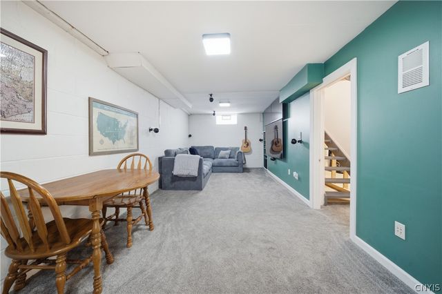 107 Edden Lane, Clay, NY 13212