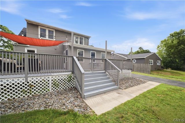 107 Edden Lane, Clay, NY 13212