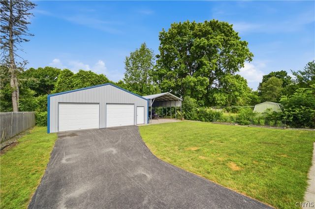 107 Edden Lane, Clay, NY 13212