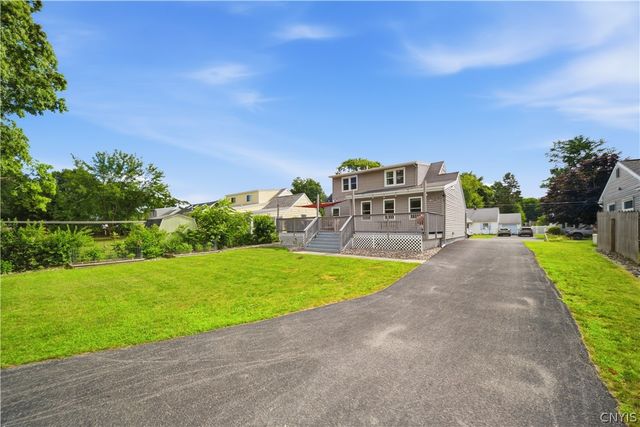 107 Edden Lane, Clay, NY 13212