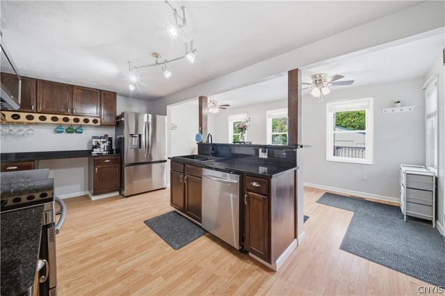 107 Edden Lane, Clay, NY 13212