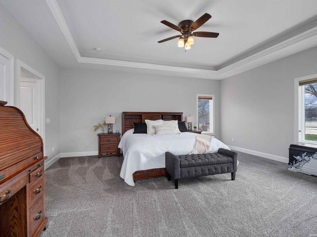 0575 E 635 S, Wolcottville, IN 46795