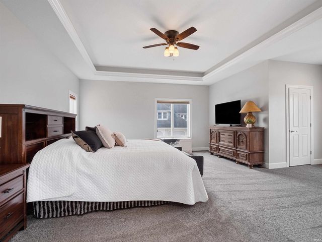 0575 E 635 S, Wolcottville, IN 46795