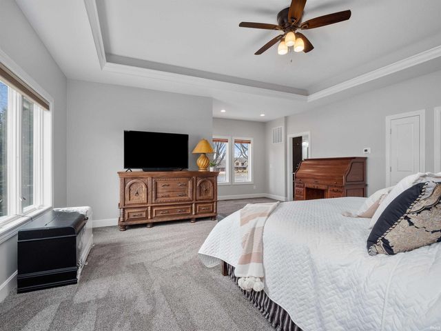 0575 E 635 S, Wolcottville, IN 46795