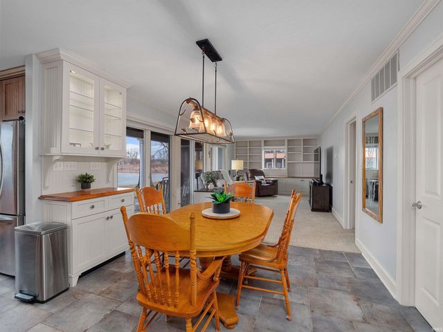 0575 E 635 S, Wolcottville, IN 46795