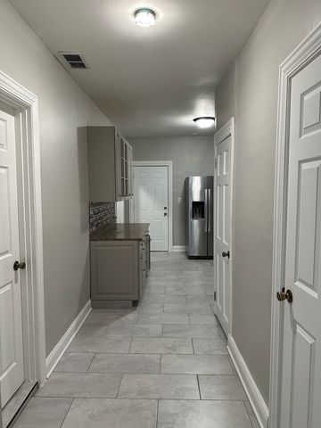 4621 S Archer Avenue 3, Chicago, IL 60632