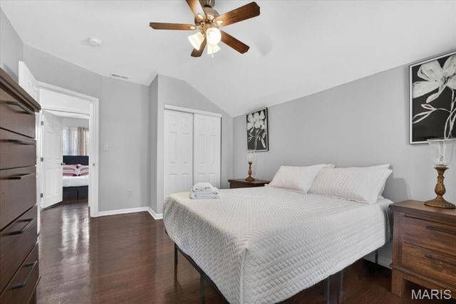 5911 Pershing Avenue, St Louis, MO 63112