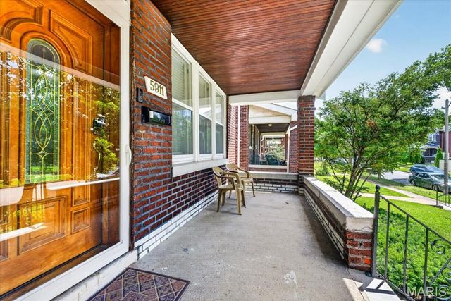 5911 Pershing Avenue, St Louis, MO 63112