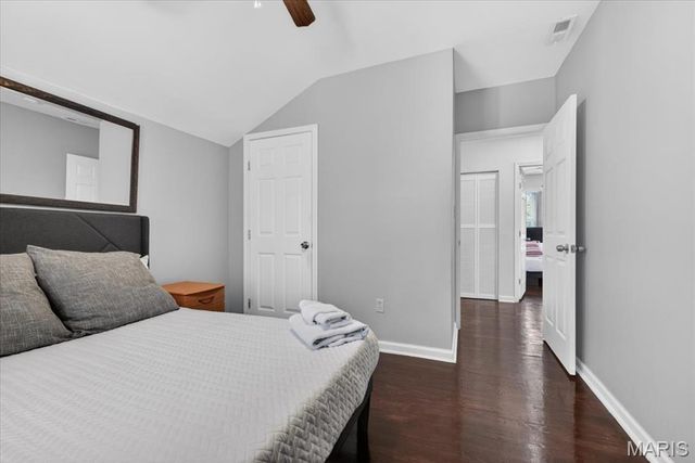 5911 Pershing Avenue, St Louis, MO 63112