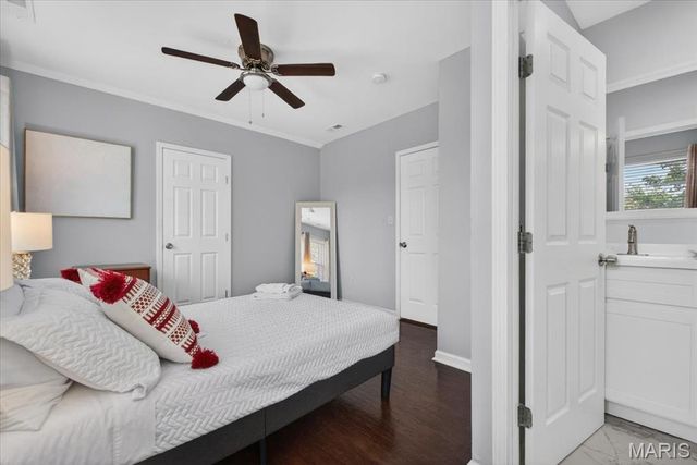 5911 Pershing Avenue, St Louis, MO 63112