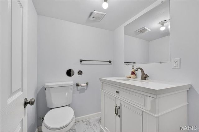 5911 Pershing Avenue, St Louis, MO 63112