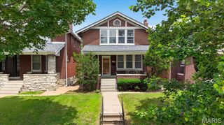 5911 Pershing Avenue, St Louis, MO 63112