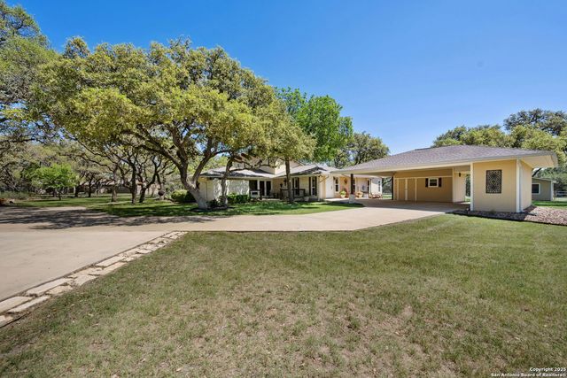 8110 park lane, Garden Ridge, TX 78266