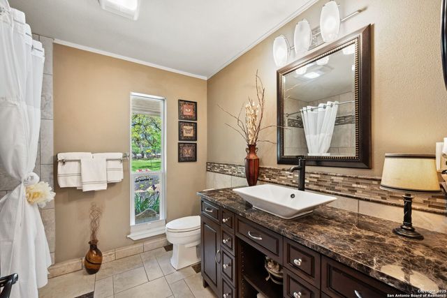 8110 park lane, Garden Ridge, TX 78266