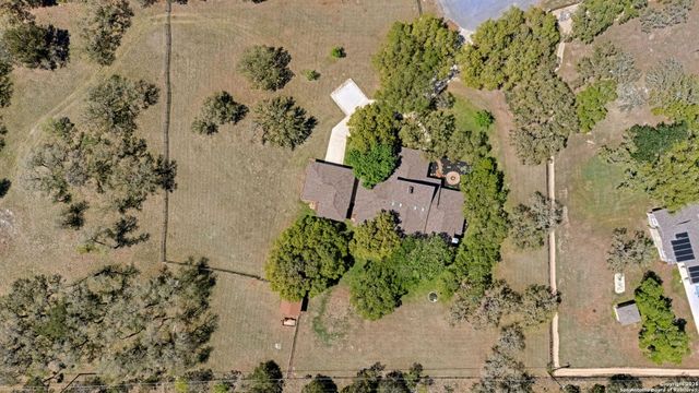 8110 park lane, Garden Ridge, TX 78266