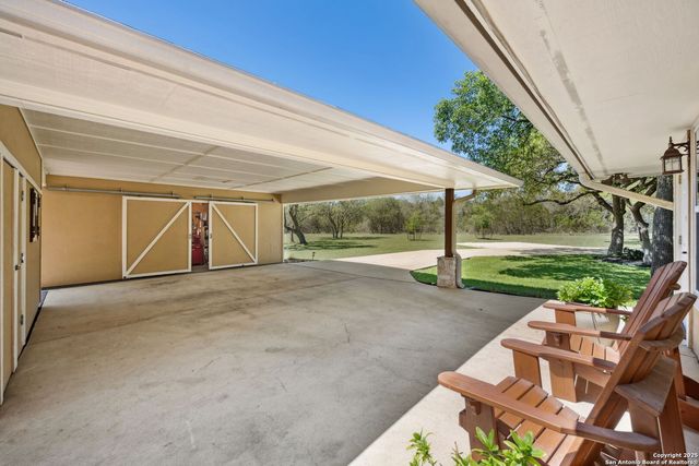 8110 park lane, Garden Ridge, TX 78266