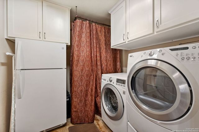 8110 park lane, Garden Ridge, TX 78266