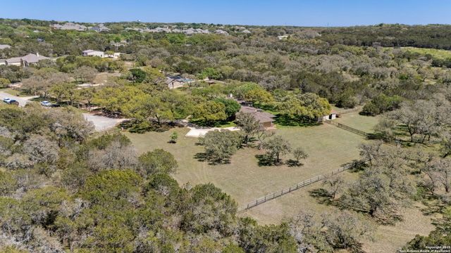 8110 park lane, Garden Ridge, TX 78266