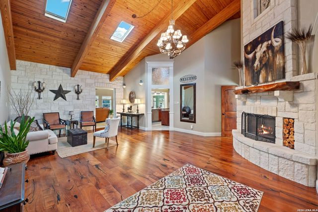 8110 park lane, Garden Ridge, TX 78266