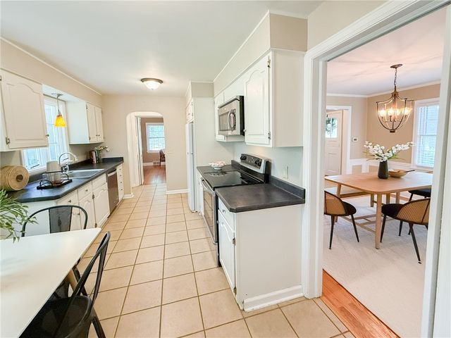 480 Newton Drive, Brighton, NY 14618