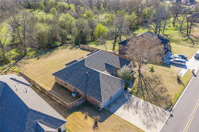 2326 Durango Drive, Van Buren, AR 72956