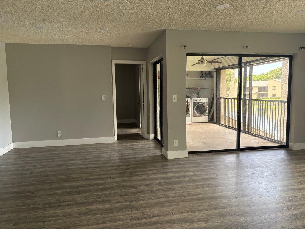 3254 NW 47th Avenue 32101, Coconut Creek, FL 33063