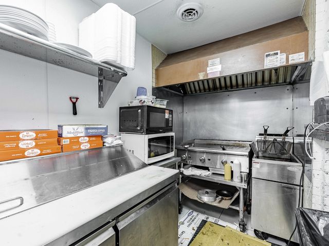 2346 W Walter Zimny Drive, Posen, IL 60469