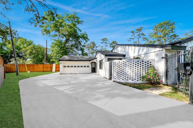 12334 Beauregard Drive, Houston, TX 77024