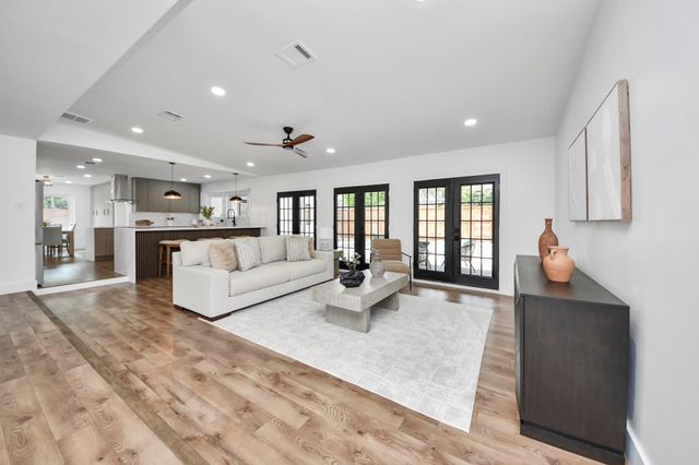 12334 Beauregard Drive, Houston, TX 77024