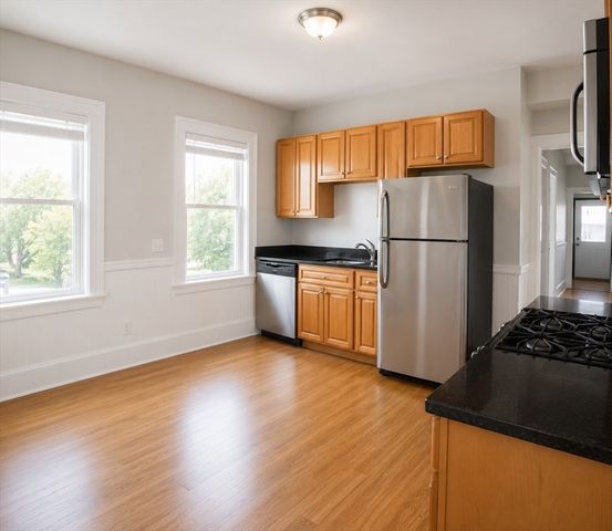 102 Saxton Street 3, Boston, MA 02125