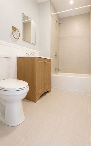 102 Saxton Street 3, Boston, MA 02125