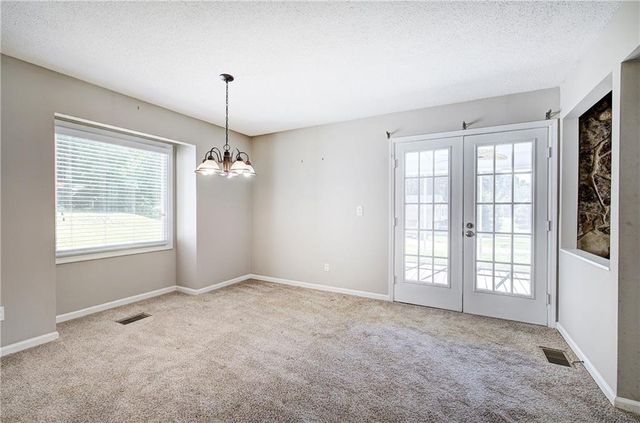 15 Popular Drive SE, Cartersville, GA 30121