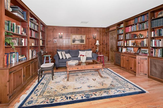 18 Puritan Road, Rye, NY 10580