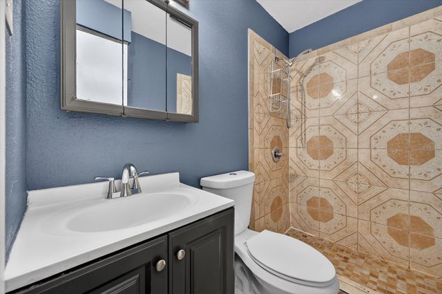 604 Holly Lane, Duncanville, TX 75116