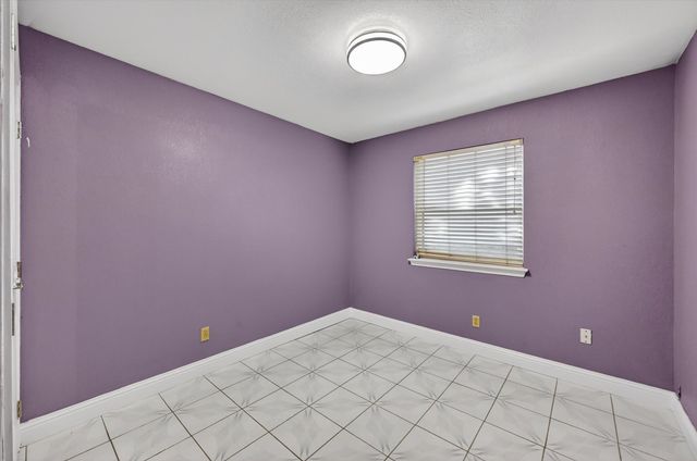 604 Holly Lane, Duncanville, TX 75116