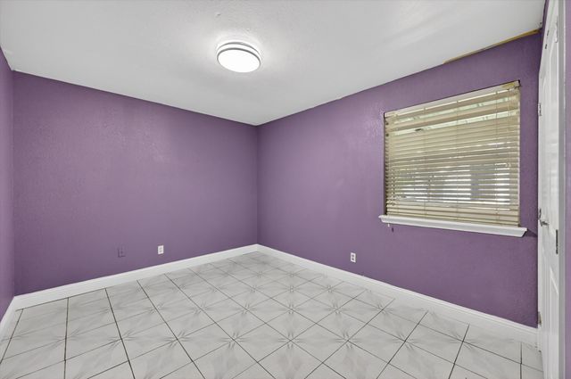 604 Holly Lane, Duncanville, TX 75116
