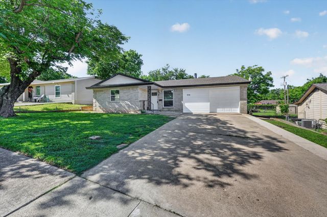 604 Holly Lane, Duncanville, TX 75116