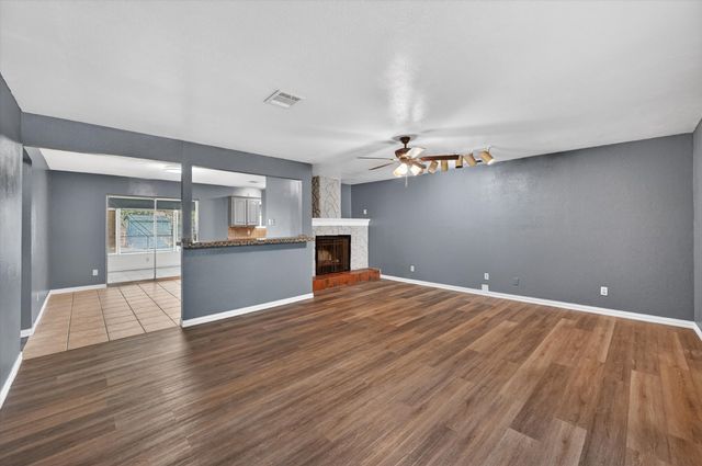 604 Holly Lane, Duncanville, TX 75116