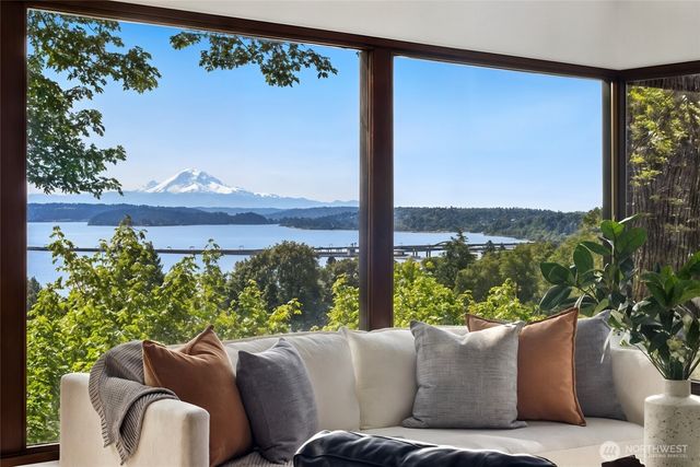 3411 E Terrace Street, Seattle, WA 98122