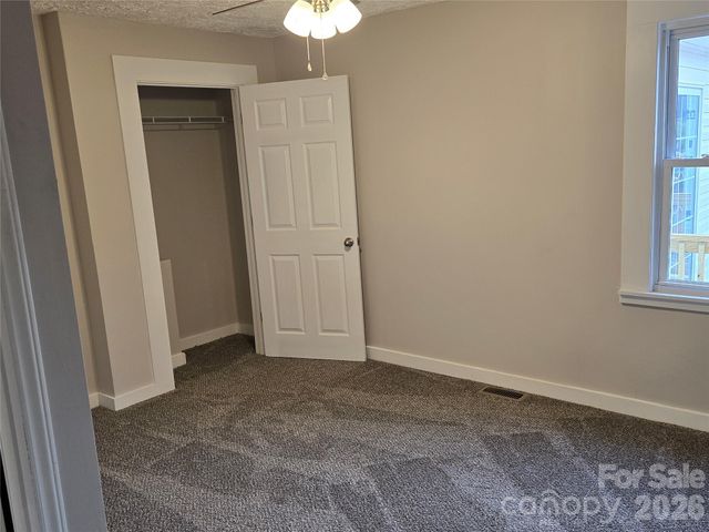 2410 Summit Avenue, Kannapolis, NC 28081