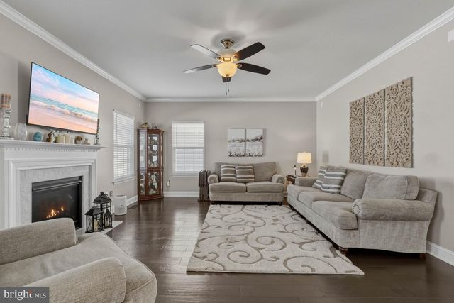 490 DEFRANCESCO CIR, Glassboro, NJ 08028