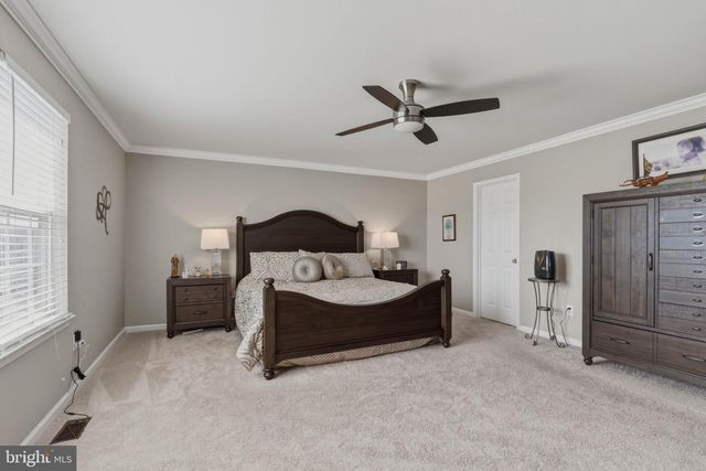490 DEFRANCESCO CIR, Glassboro, NJ 08028