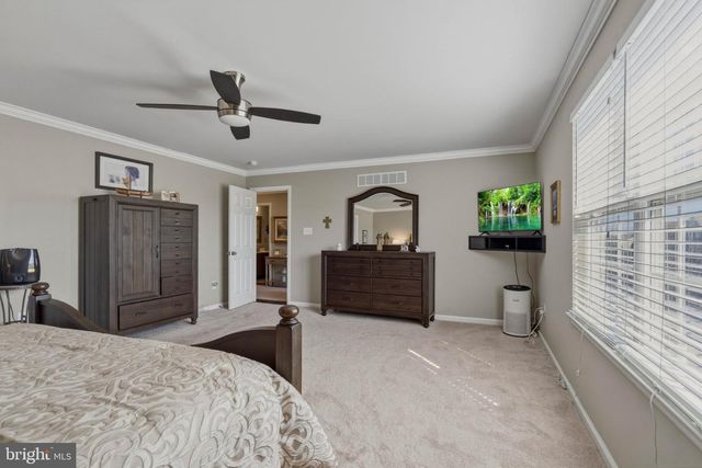 490 DEFRANCESCO CIR, Glassboro, NJ 08028
