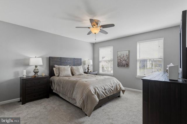 490 DEFRANCESCO CIR, Glassboro, NJ 08028